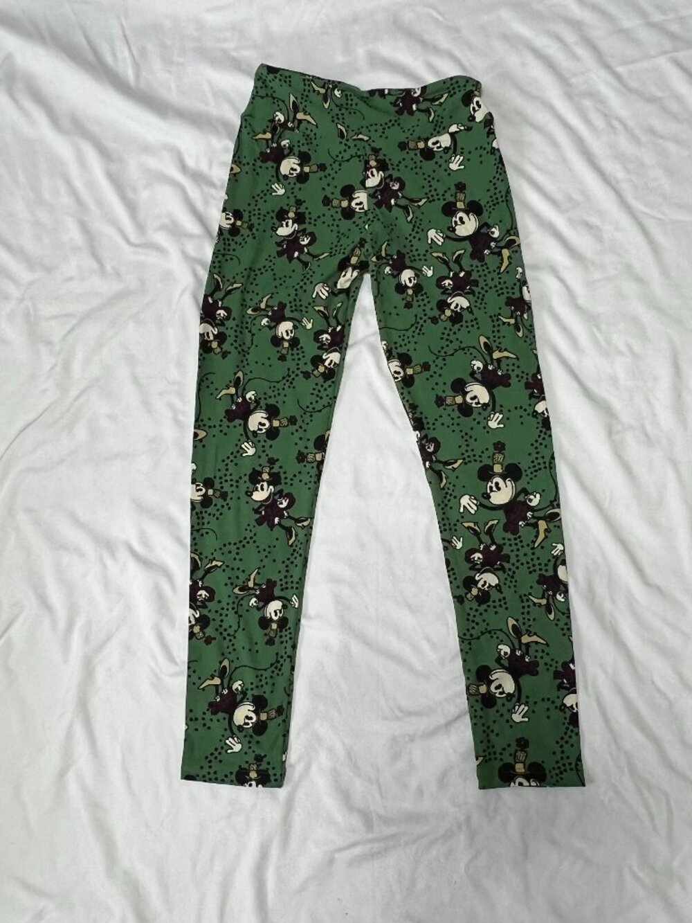 LuLaRoe OS Leggins Vintage Style Minnie Mouse Green Background